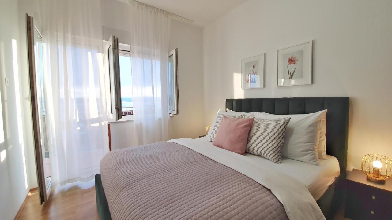 Seaview Apartment With Balcony And Terrace Barac 크리크베니카 외부 사진